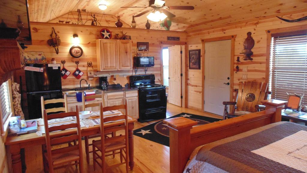Texas T Bed And Breakfast Llano Zewnętrze zdjęcie